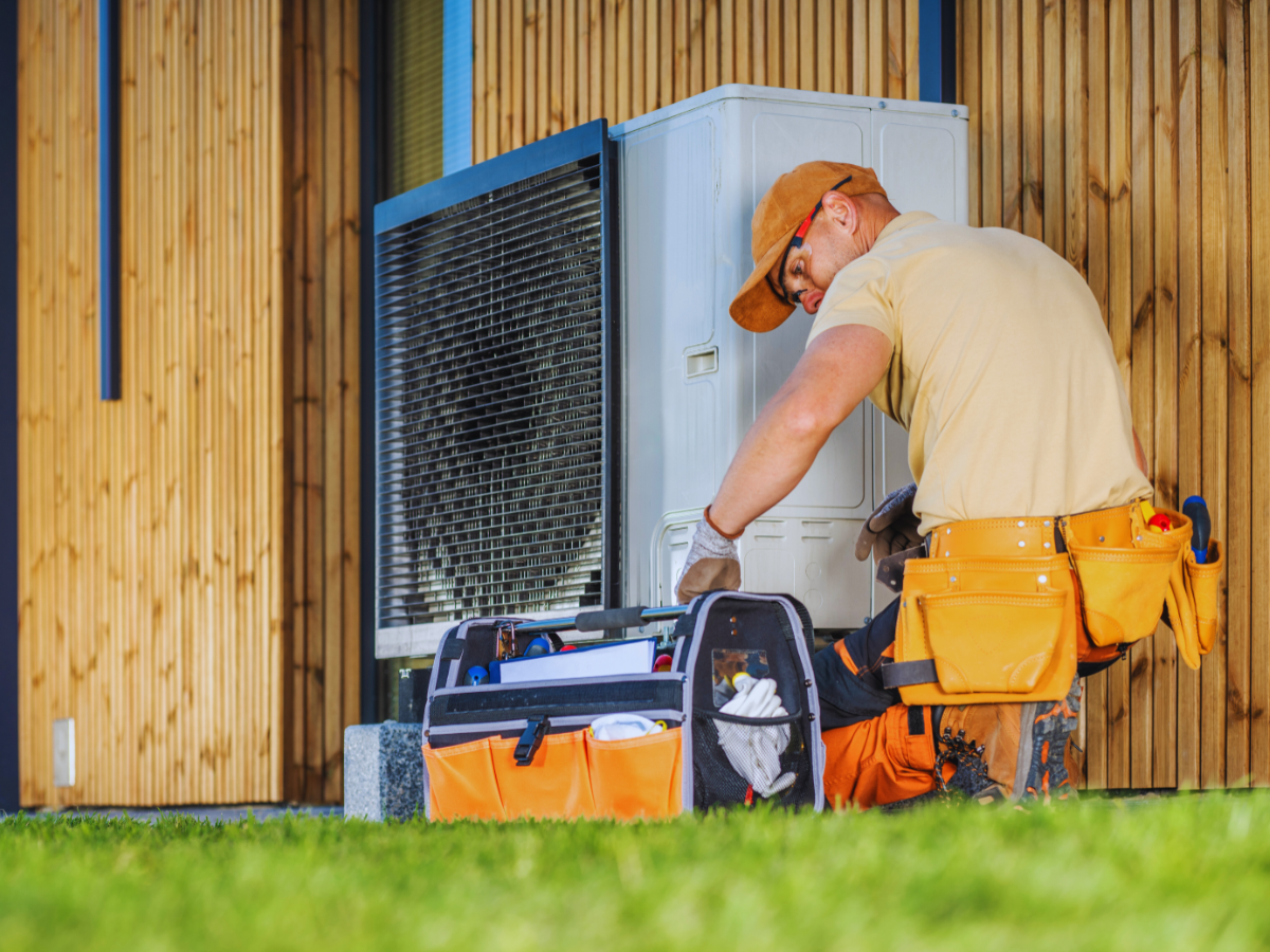 HVAC getting ready to repair heat pump compressor 